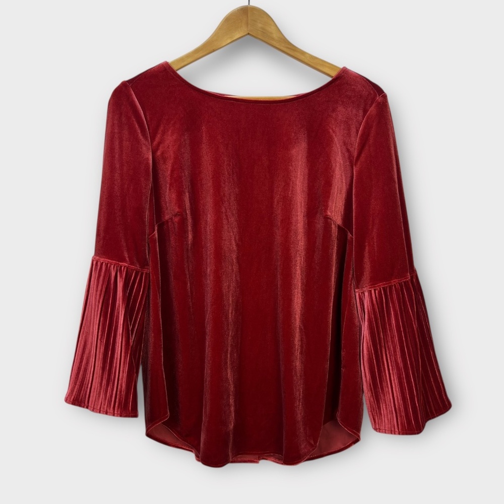 Foxcroft Red Velvet Top Bell Sleeve Blouse Romantic Dark Academia Women's 6 Goth